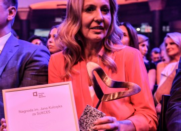 powiększ zdjęcie: Biznesowe Oskary - Pani Prezes Marta Półtorak laureatem Nagrody Polskiej Rady Biznesu